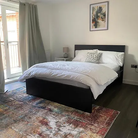 Cozy City Apartment In Rainham
